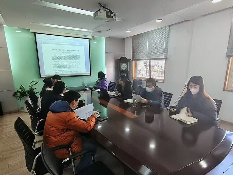 “五年奮進路，城市煥新顏”宏嘉公司研討城市更新五年發(fā)展方案